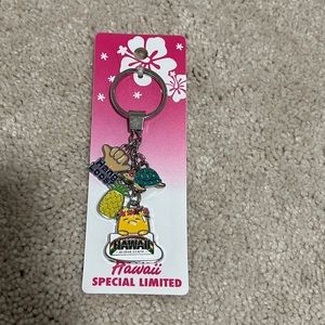 Sanrio Cute Hawaii Keychain featuring Gudetama